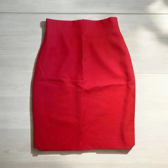 Escada by Margaretha Ley Vintage Red Pencil New Wool Skirt sz 36 Valentine’s Day